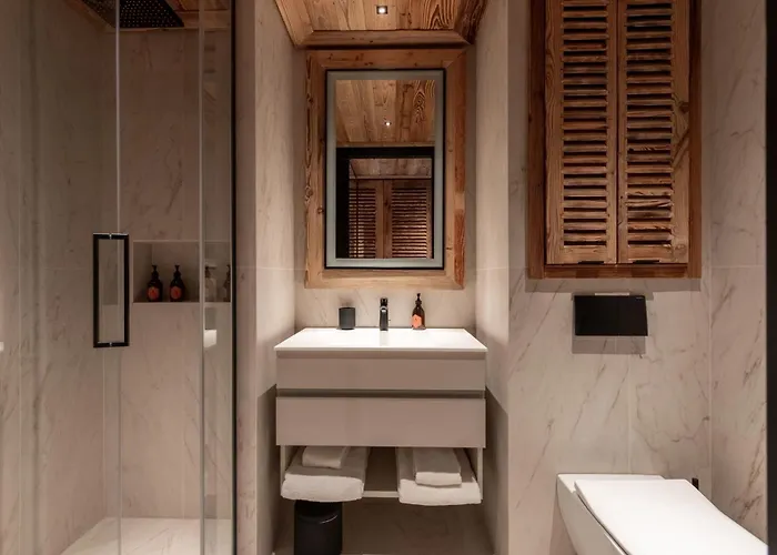 Antares Orion 101 - Luxury Inski Out